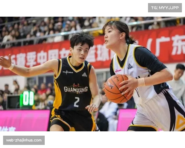 北京女篮郑茗担进攻大旗 对阵广东斩获全队最高分