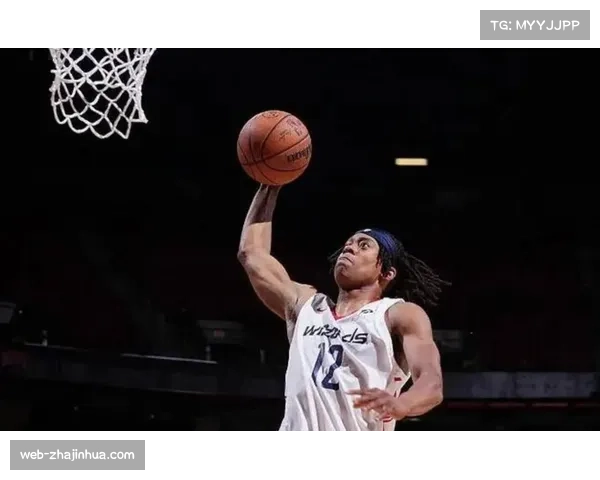 76人探花埃奇库姆38+7+11 年轻核心成长速度超预期